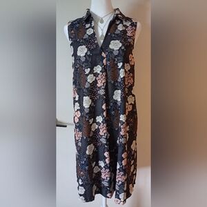 SSYS The Label Sleeveless Floral V-neck Dress Size Small